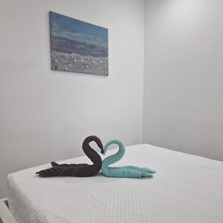 דירות הוספיטלט דה יוברגאט Barcelona,Apartamento Con Terraza מראה חיצוני תמונה