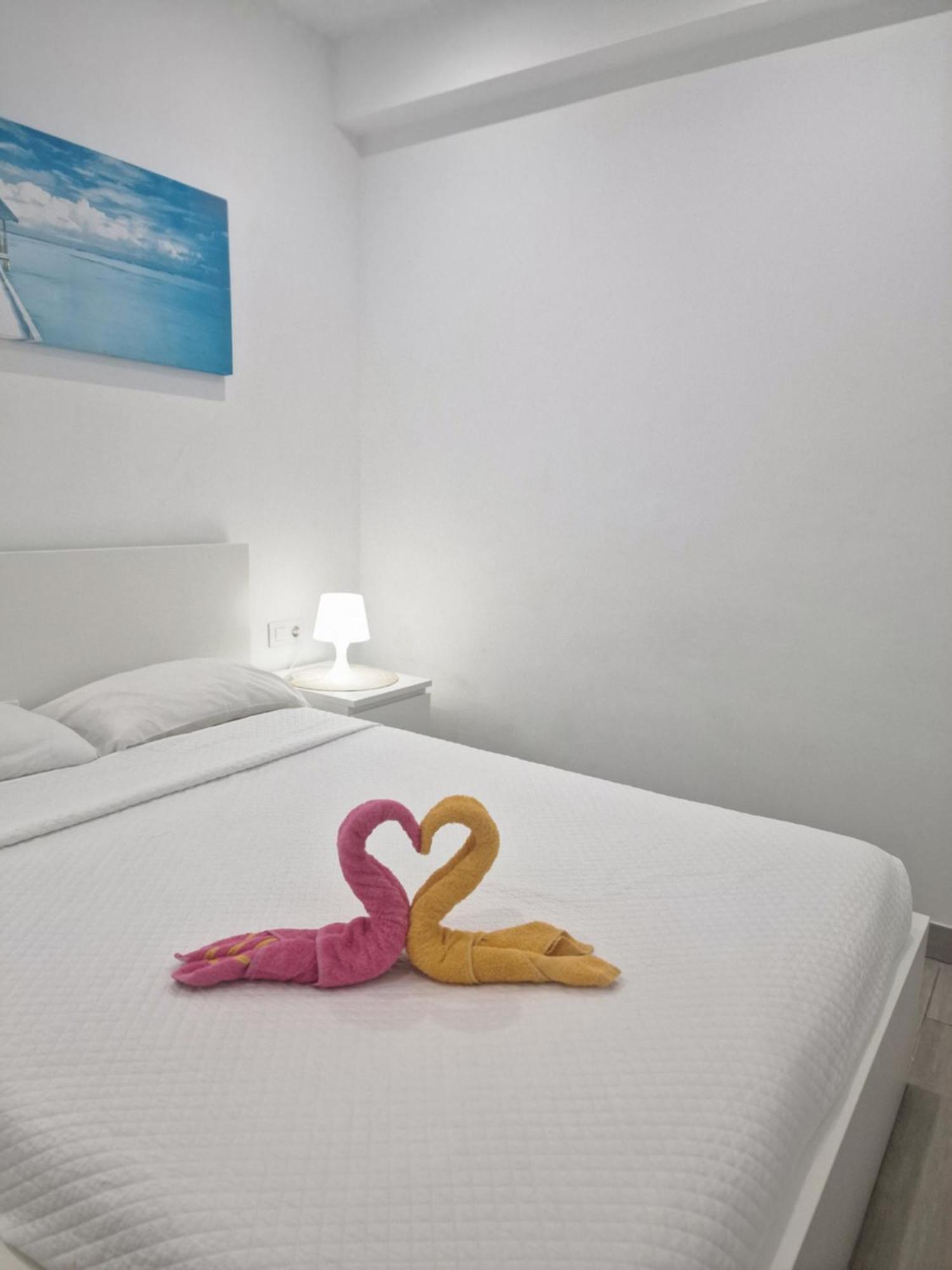 דירות הוספיטלט דה יוברגאט Barcelona,Apartamento Con Terraza מראה חיצוני תמונה